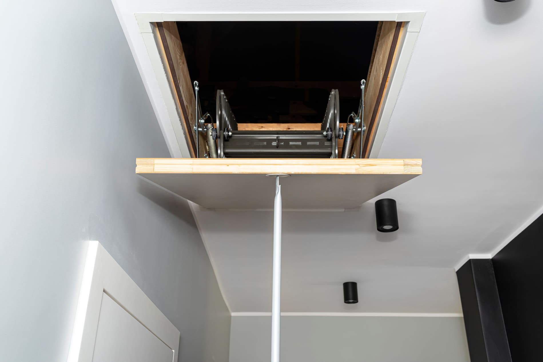Loft Hatch Installation & Upgrades What UK Homeowners Need to Know Before Starting